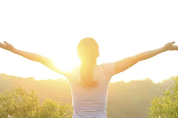 10 Signs You Have a Vitamin D Deficiency (How to Boost Vitamin D Naturally)