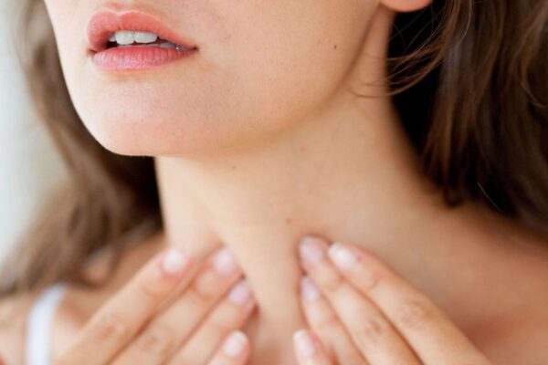 Thyroid Problems: Everything You Need to Know with Hashimoto’s EXPERT Dr. Izabella Wentz